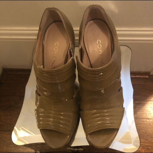 Coye Nokes Patent leather Booties Size 7 - Picture 2 of 4